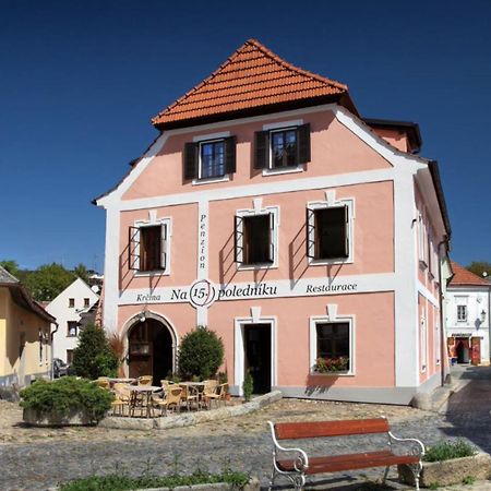 Penzion Na 15. Poledniku Hotel Jindřichŭv Hradec Kültér fotó