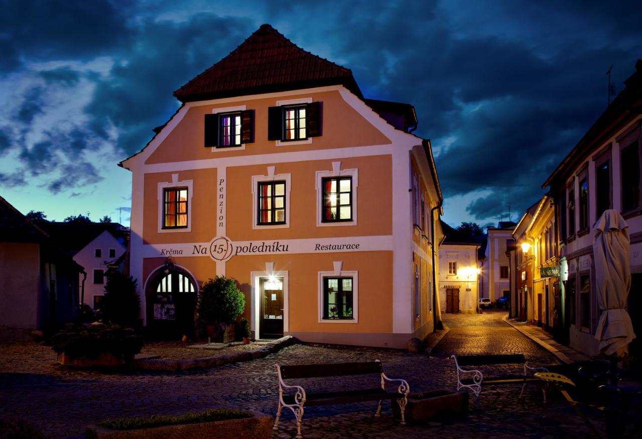Penzion Na 15. Poledniku Hotel Jindřichŭv Hradec Kültér fotó